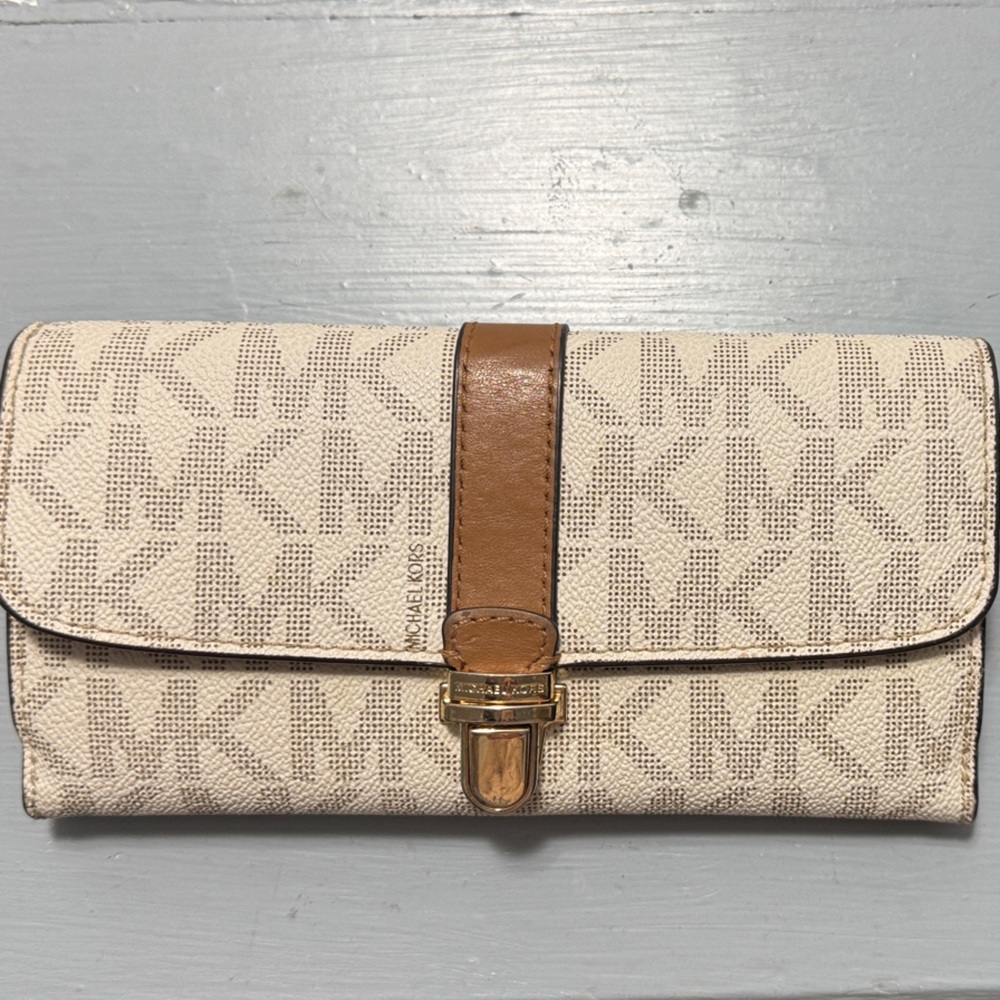 Michael Kors Beige and Tan Wallet